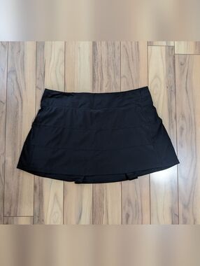 EUC! Lululemon Pace Rival Skirt In Black Size 12